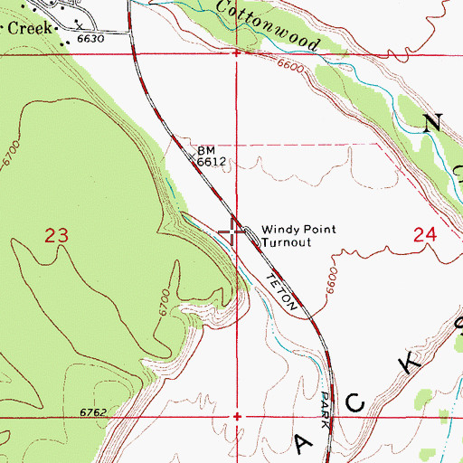 Topographic Map of Windy Point Turnout, WY