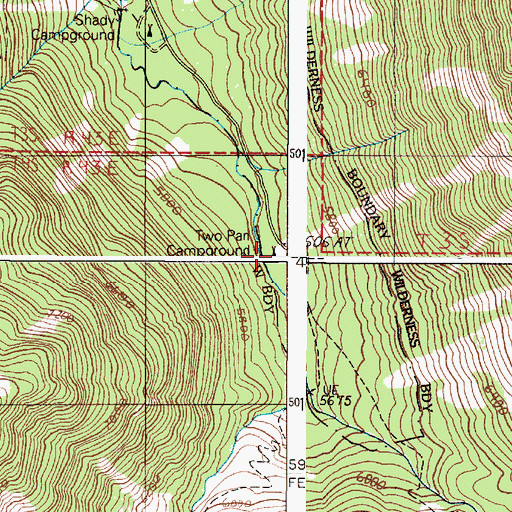 Topographic Map of Two Pan Recreation Site, OR
