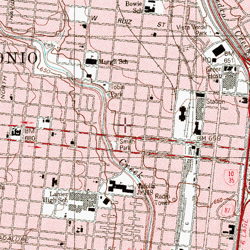 Topographic Map of Templo Pentecostes Triunfo y Gloria Church, TX