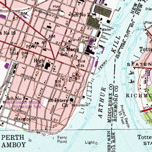 Topographic Map of Perth Amboy City Hall, NJ