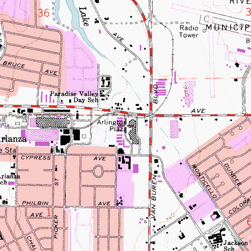 Topographic Map of Arlington Plaza, CA