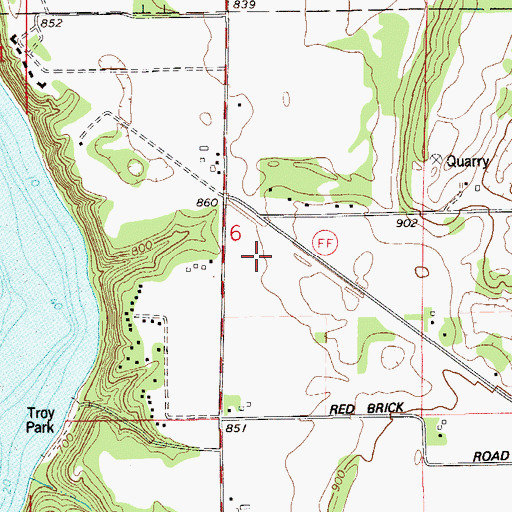 Topographic Map of River Crest Elementary School, WI