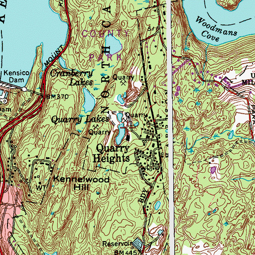 Topographic Map of Quarry Lakes, NY
