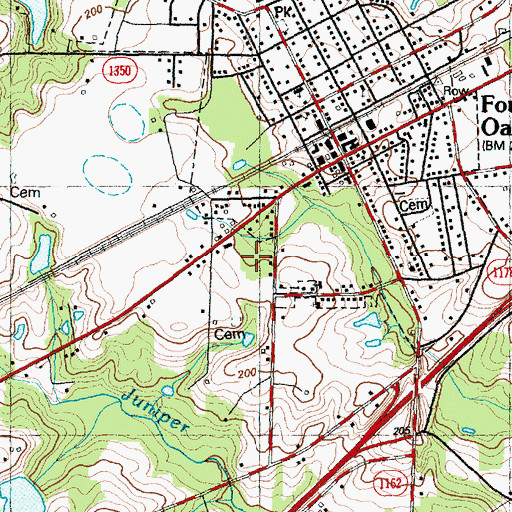 Topographic Map of The Oaks, NC