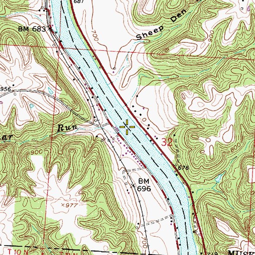 Topographic Map of Cedar Run, OH