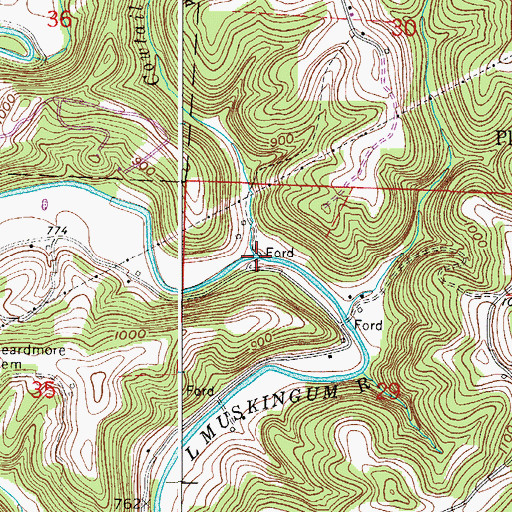 Topographic Map of Cowtail Run, OH