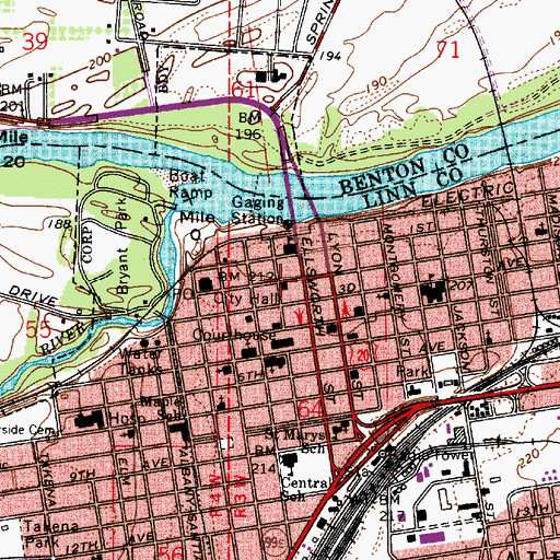 Topographic Map of Albany, OR