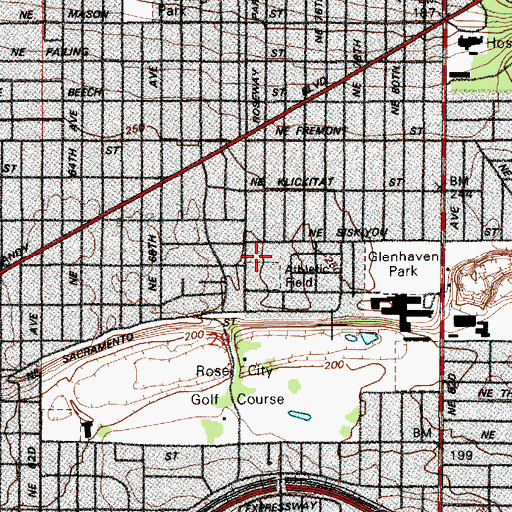 Topographic Map of Roseway Heights School, OR