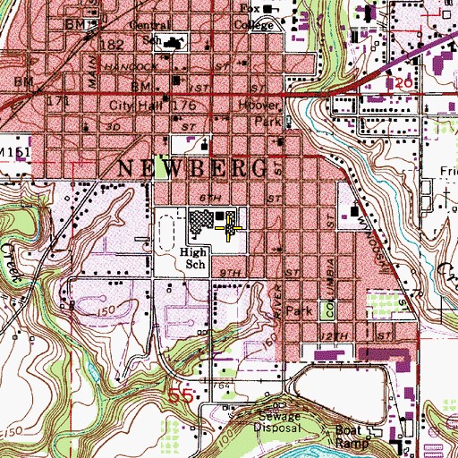 Topographic Map of Edwards Elementary School, OR