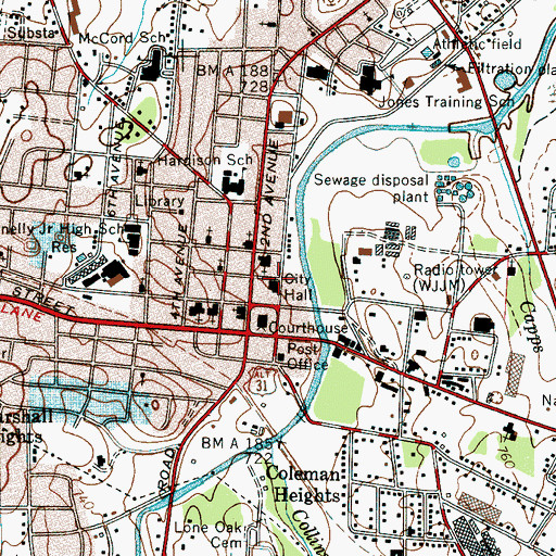 Topographic Map of Lewisburg City Hall, TN