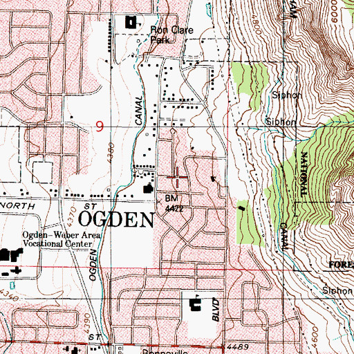 Topographic Map of Mountain Crest, UT