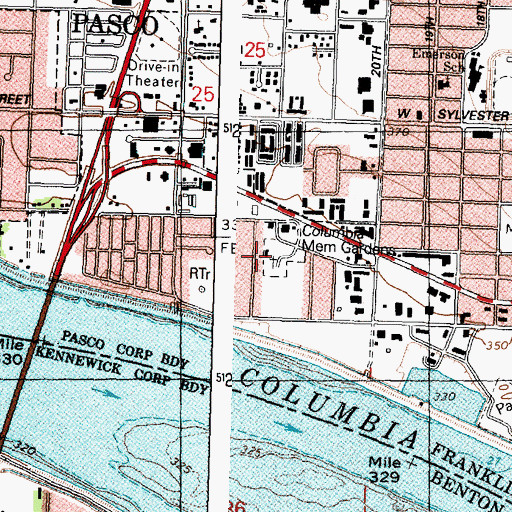 Topographic Map of Columbia Memorial Gardens, WA
