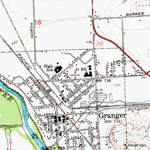 Topographic Map of Roosevelt Grade School, WA