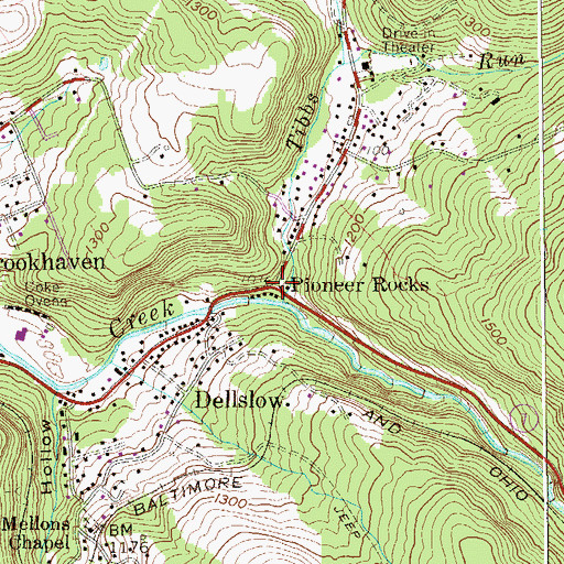 Topographic Map of Pioneer Rocks, WV