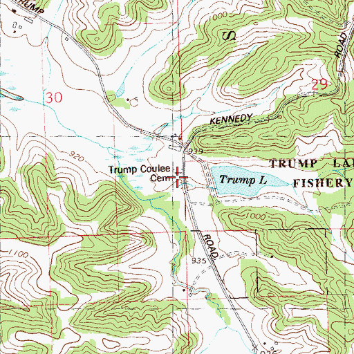 Topographic Map of Trump Coulee Cemetery, WI