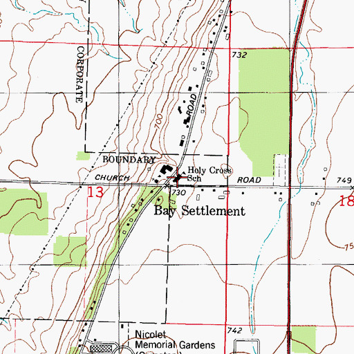 Topographic Map of Holy Cross Elementary School, WI