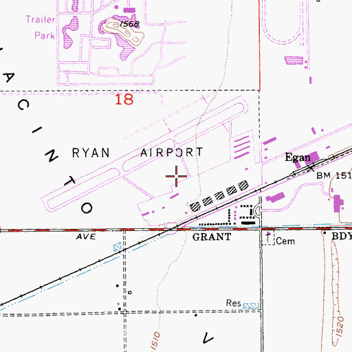 Topographic Map of Hemet-Ryan Airport, CA