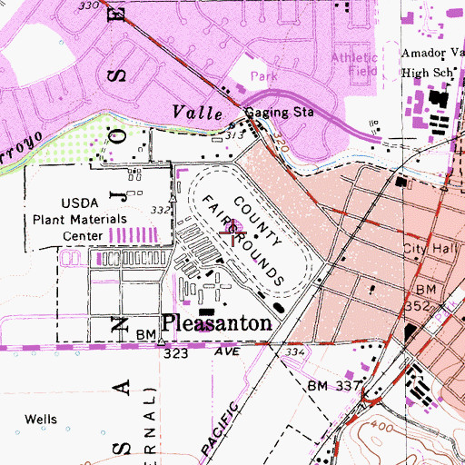 Topographic Map of Pleasanton Fairways, CA