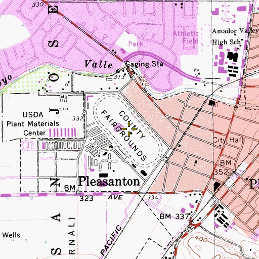 Topographic Map of Pleasanton Fairways, CA