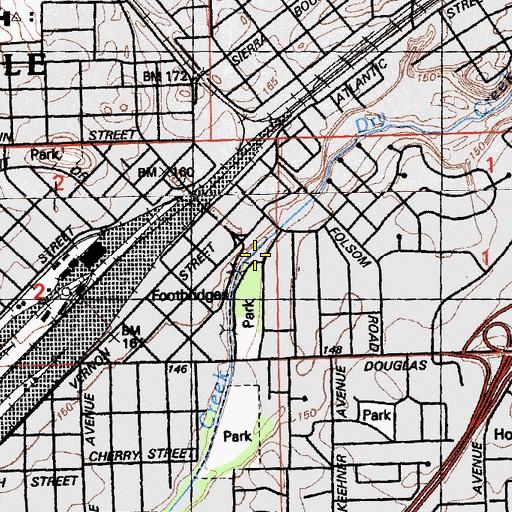 Topographic Map of Veterans Memorial Building, CA