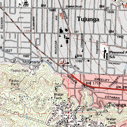 Topographic Map of Tujunga Post Office, CA