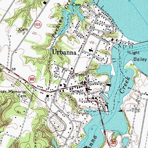 Topographic Map of Arthur Lee Family Cemetery, VA
