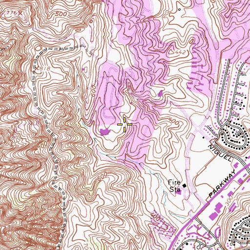 Topographic Map of Niguel Woods Park, CA