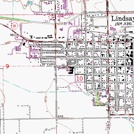 Topographic Map of Lindsay Middle School, OK