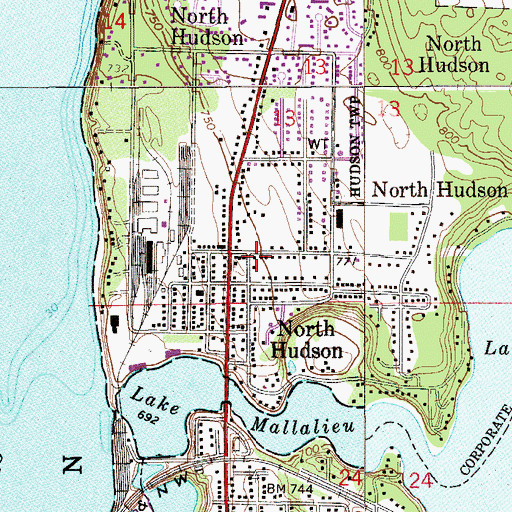 Topographic Map of North Hudson Village Hall, WI