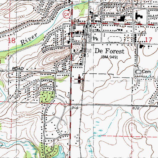 Topographic Map of DeForest Post Office, WI