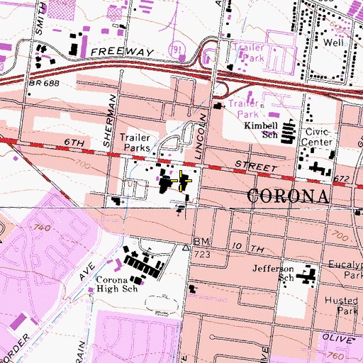 Topographic Map of The Plaza on Sixth Street Shopping Center, CA