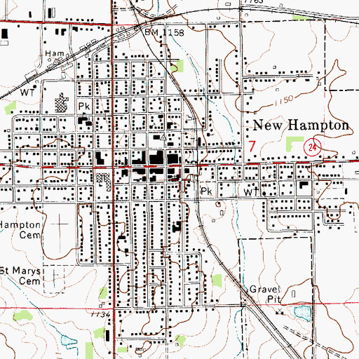 Topographic Map of New Hampton Community Center, IA