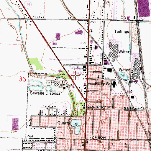 Topographic Map of North Pointe Place Mobile Home Park, OH