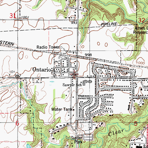 Topographic Map of Hutchinson Park, IA