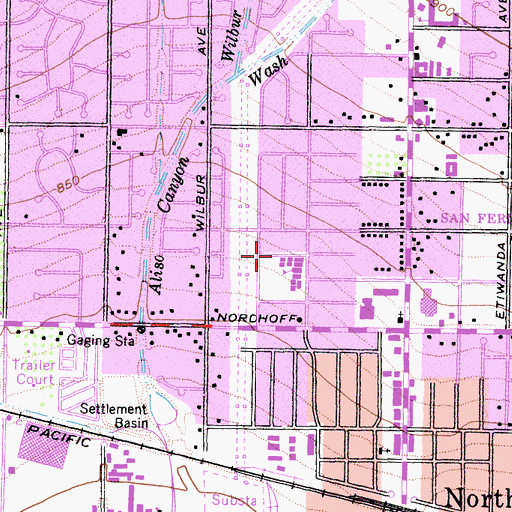 Topographic Map of Calabash Elementary School, CA