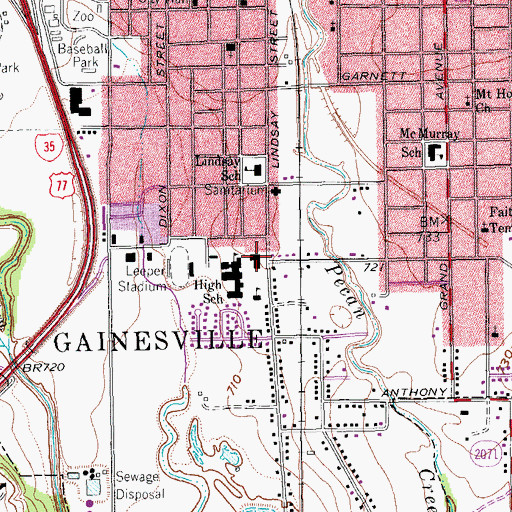 Topographic Map of Gainesville High School, TX