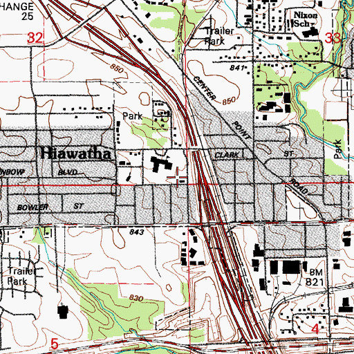 Topographic Map of Hiawatha Library, IA