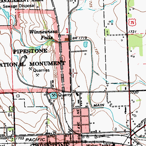 Topographic Map of Pipestone RV Campground, MN