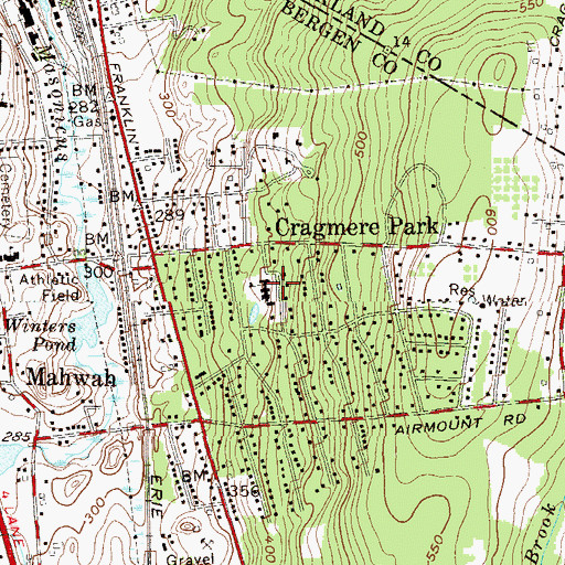 Topographic Map of Betsy Ross Elementary School, NJ