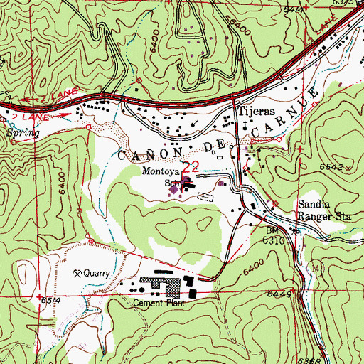 Topographic Map of Roosevelt Middle School, NM