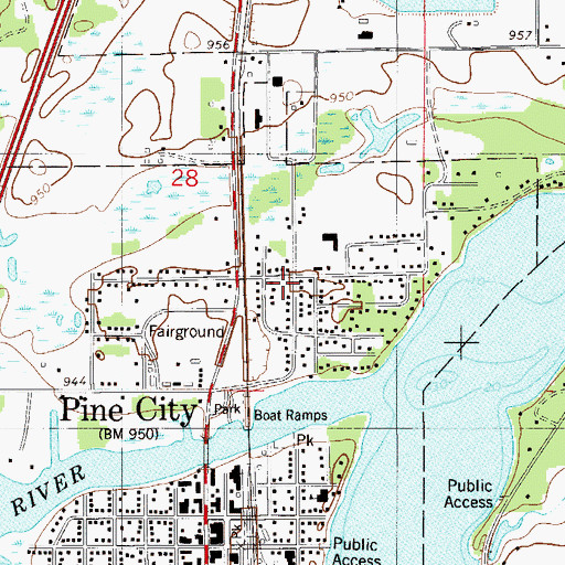 Topographic Map of Woodpecker Ridge Park, MN