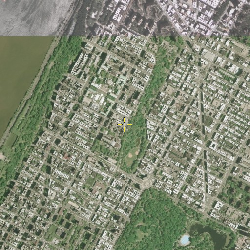 Aerial/Satellite Image of Eglise De Notre Dame, NY