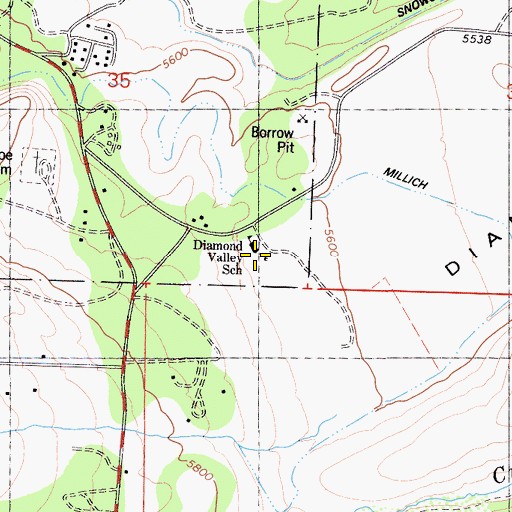 Topographic Map of Diamond Valley Elementary School, CA