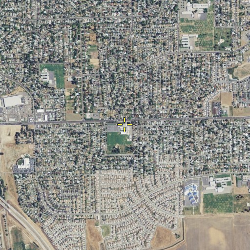 Aerial/Satellite Image of Freeport Elementary School, CA