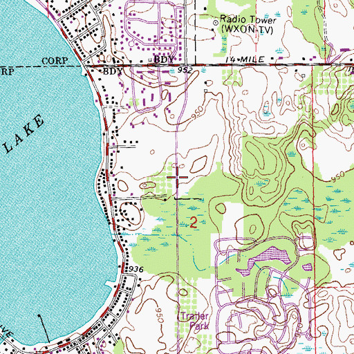 Topographic Map of Hickory Woods Elementary School, MI
