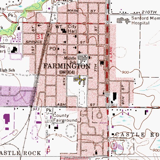 Topographic Map of Farmington Elementary School, MN