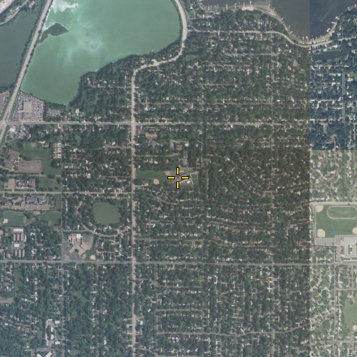 Aerial/Satellite Image of Lakeaires Elementary School, MN