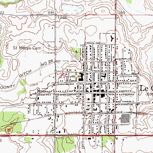 Topographic Map of Le Center Elementary - Middle School, MN
