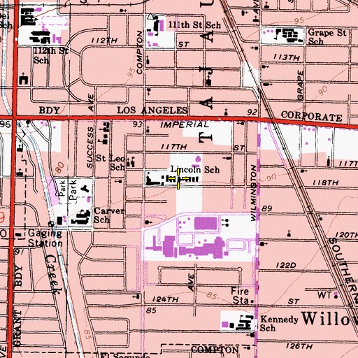 Topographic Map of Lincoln Elementary School, CA
