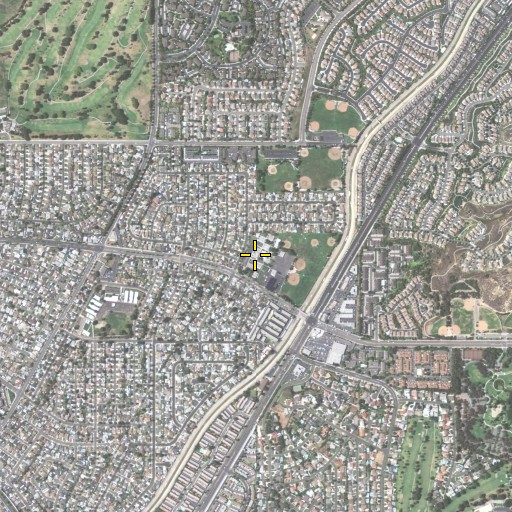 Aerial/Satellite Image of Los Coyotes Middle School, CA